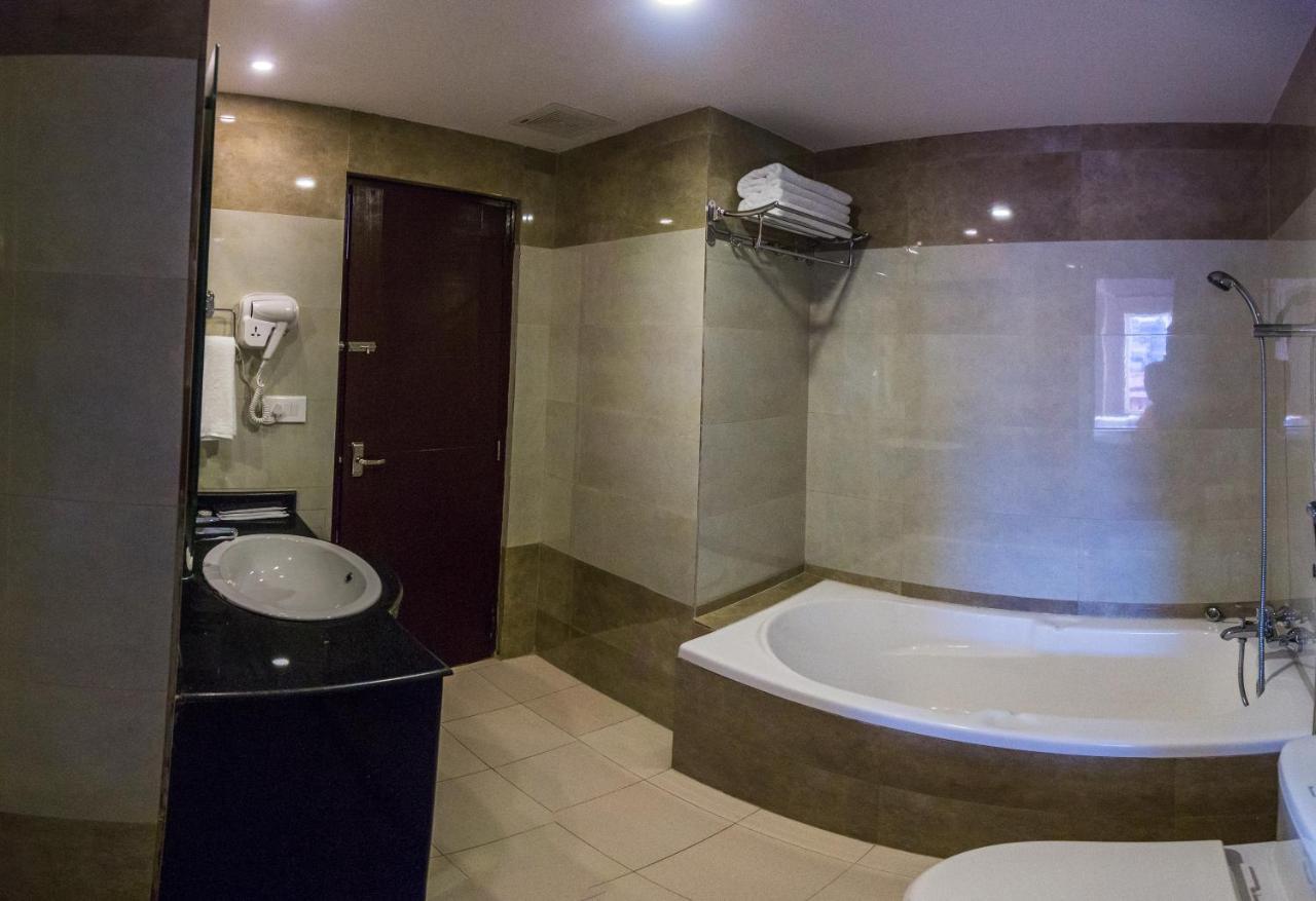 Hotel Kausi โพคารา ภายนอก รูปภาพ